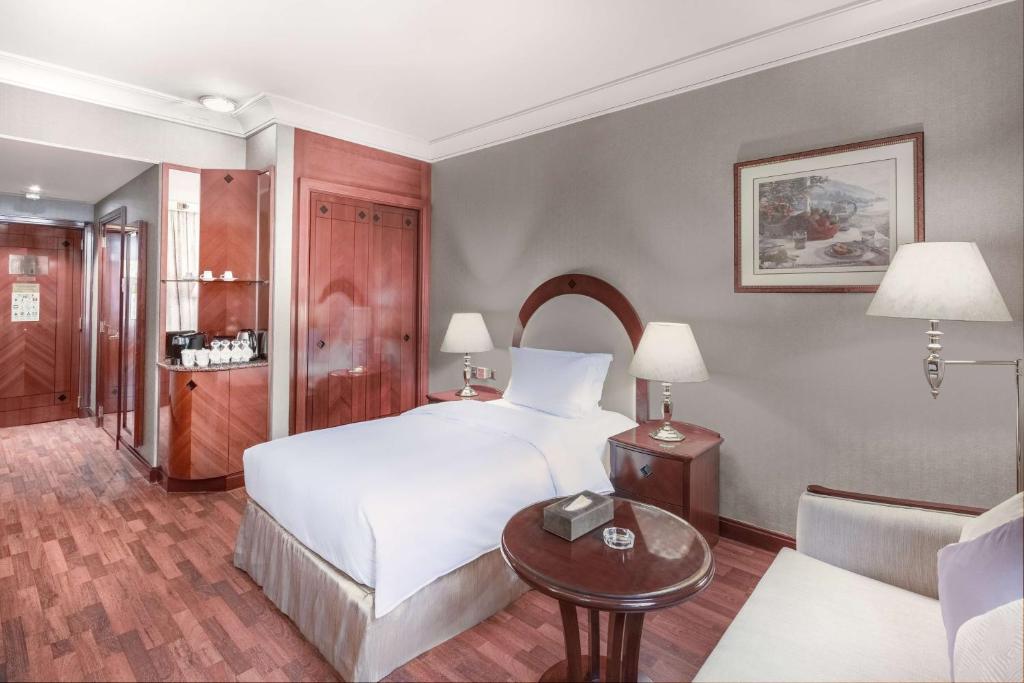 Madinah Hilton Hotel - Quarto único: