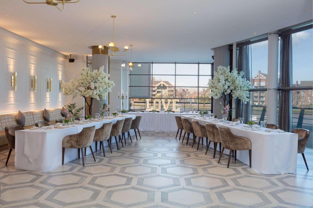 Hilton Belfast - Resim 21