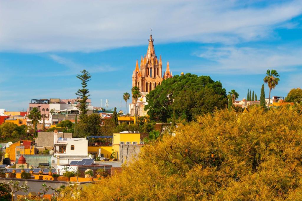 Nespecifikovaný výhled na destinaci San Miguel de Allende nebo výhled na město při pohledu z hotelu