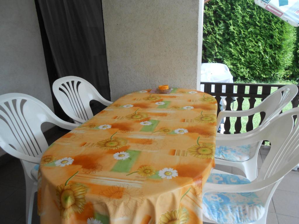 Fotografia z galérie ubytovania Simon Apartmanház Zamárdi v Zamarádi