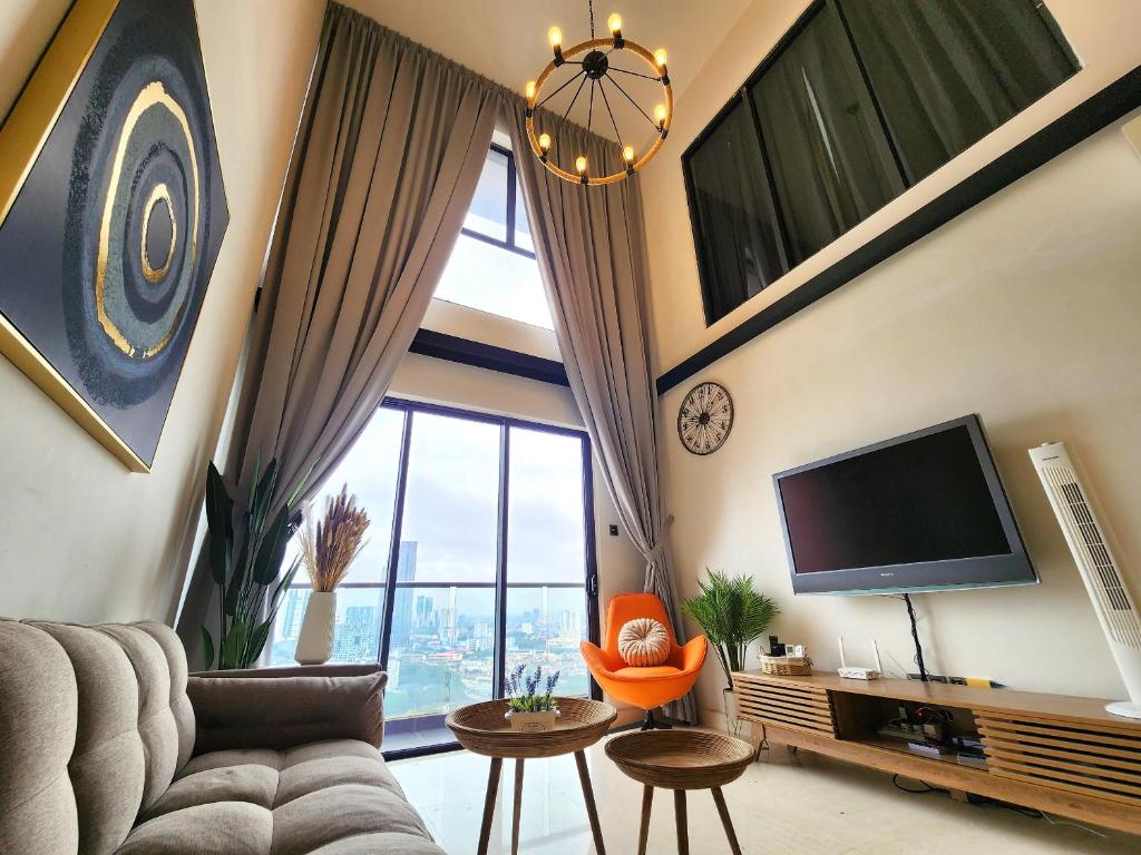 Loft Suite City View JB CIQ 7Pax, Johor Bahru (updated prices 2024)