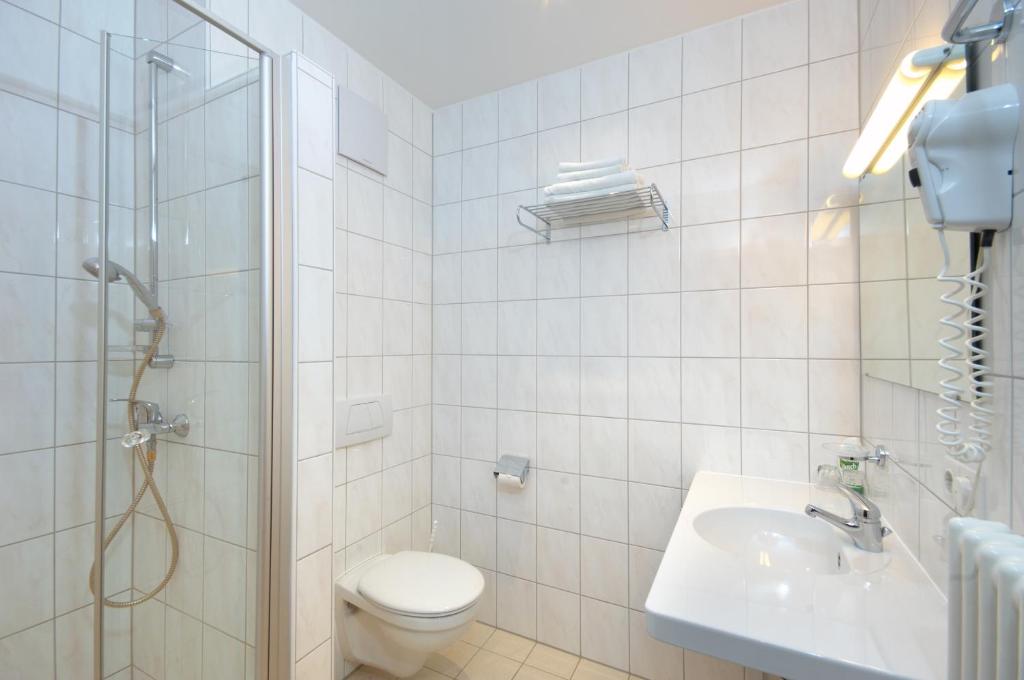 Koupelna v ubytování Hotel-Gasthof zur Krone