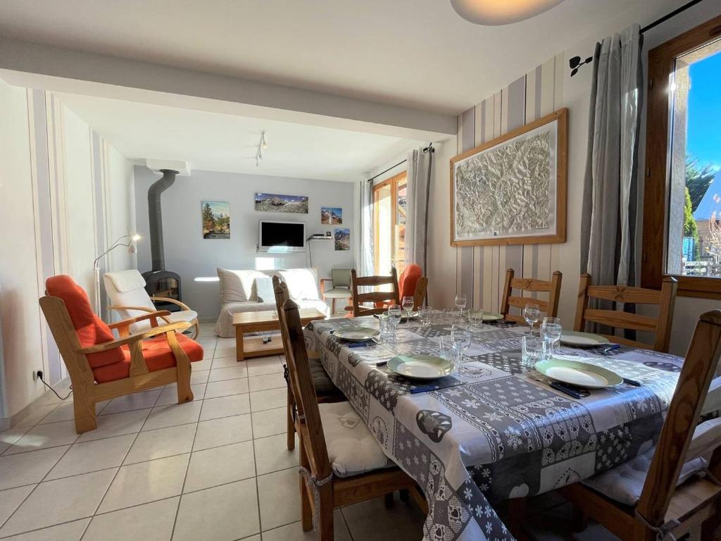 Duplex 4P 90m², 3 SDB, jardin/terrasse sud, parking privé - Briançon - FR-1-330C-138 - Holiday Home