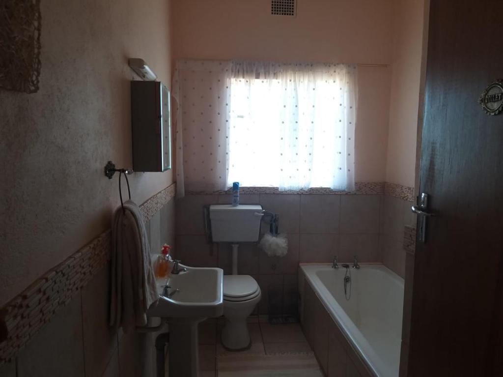 Ванная комната в Kudu Haven