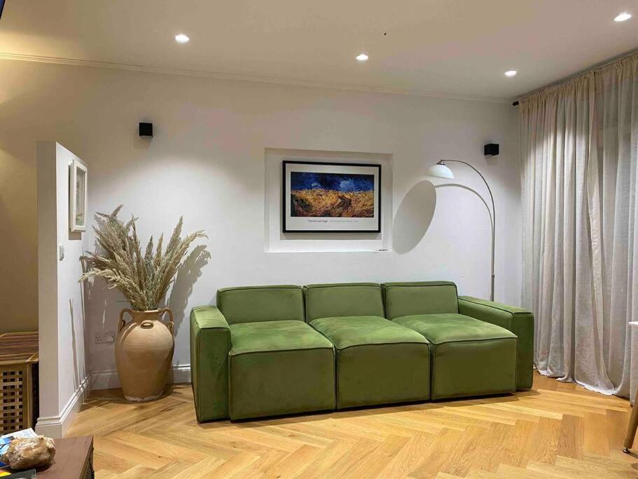 Connor Premium Apartment - Image 5