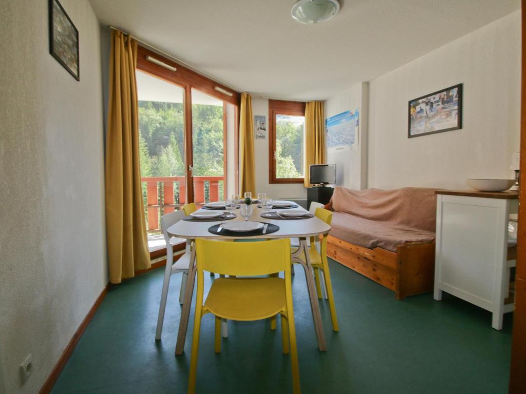 Appartement Saint-François-Longchamp, 2 pièces, 6 personnes - FR-1-635-46 - Housity