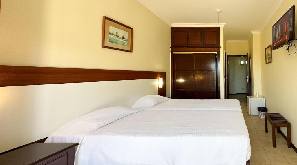 Hotel Avenida Praia - Resim 25