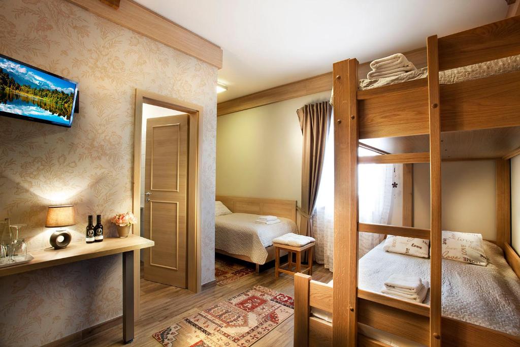 Vinařský penzion André - Triple Room