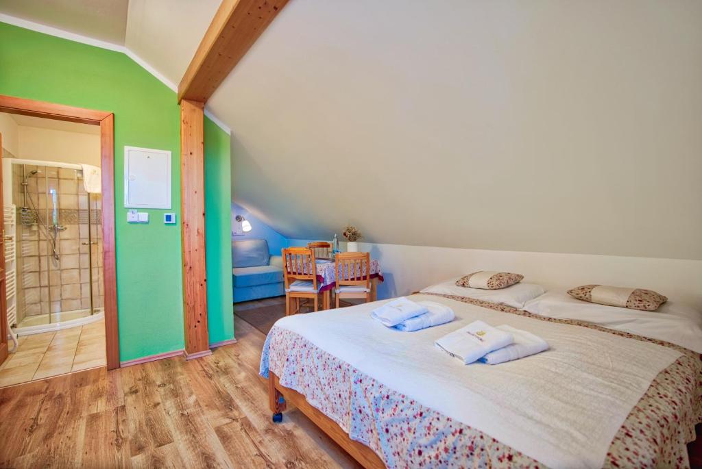 Penzion Pivnice - Jítravský Dvorec - Pequeña Habitación Doble O Gemela