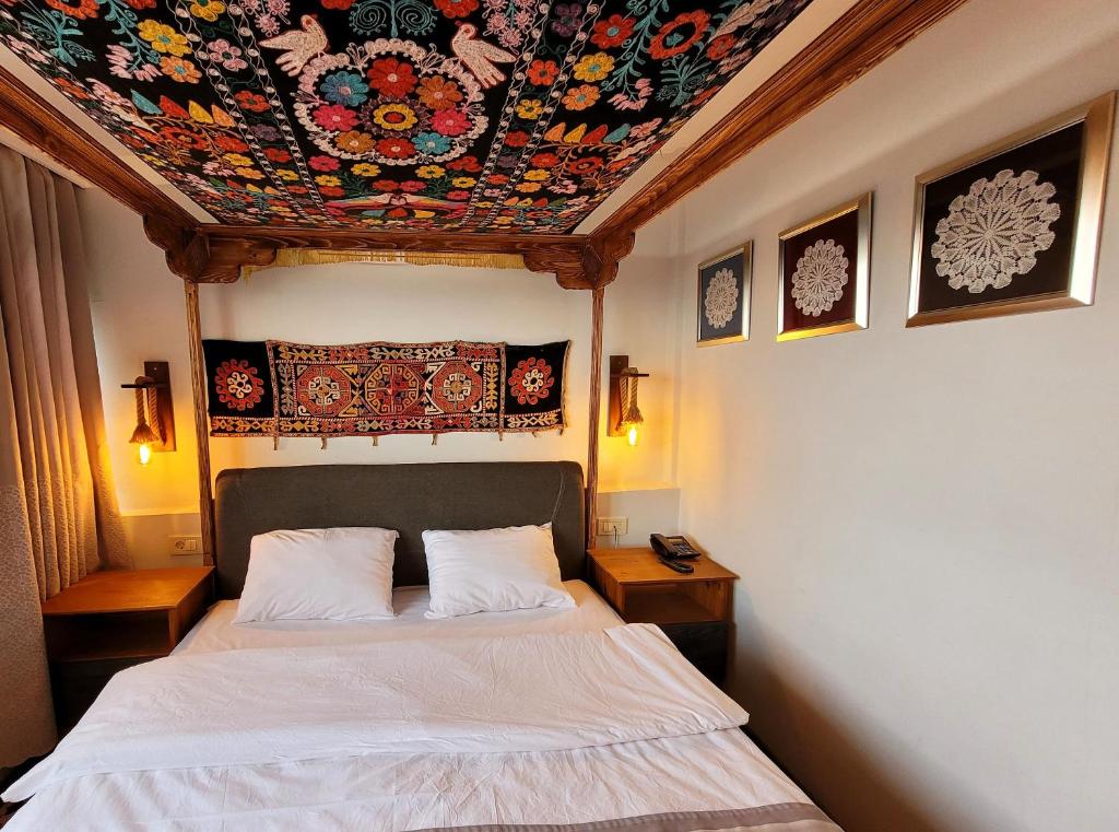 Postel nebo postele na pokoji v ubytování Marmara Guesthouse