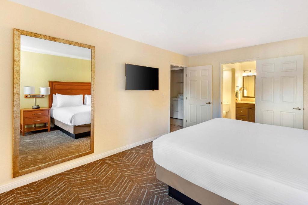 Hilton Vacation Club Desert Retreat Las Vegas photo