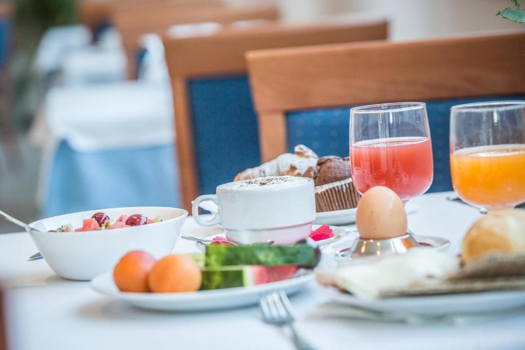 Jedzenie w hotelu lub w pobliżu