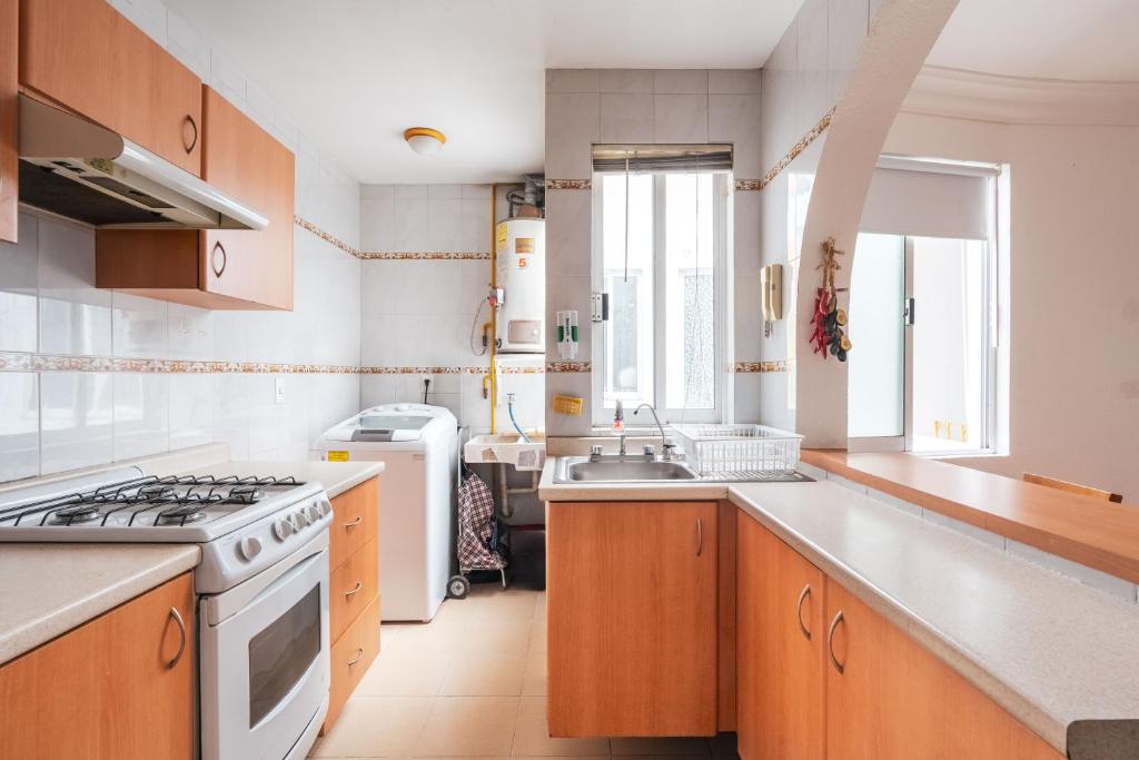 رزرو هتل، قلب Roma Apt در خیابانی آرام | 09037376597