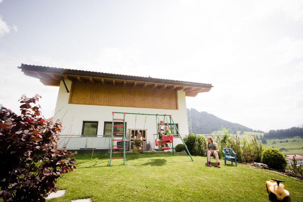 A garden outside Apart Bergecho