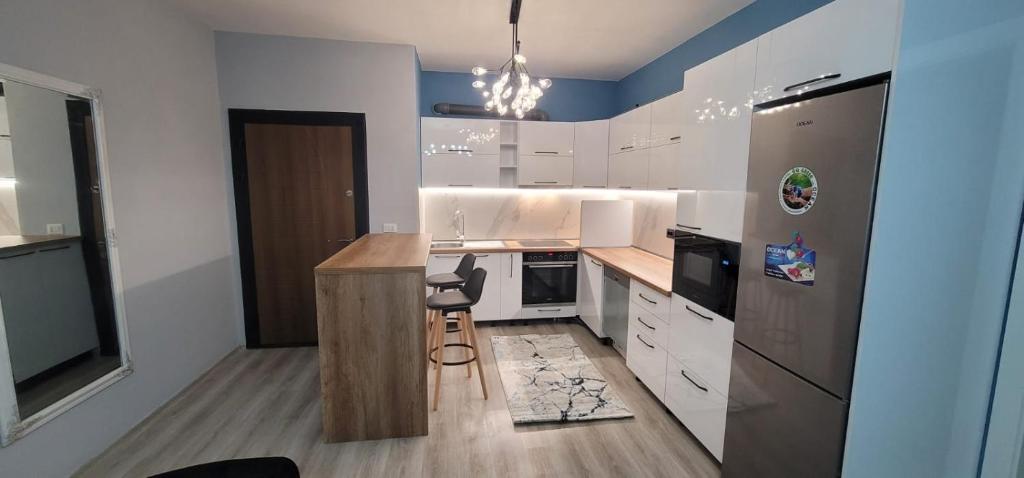 New Modern and cozy classy 2 bedroom apartment - Imazhi 8