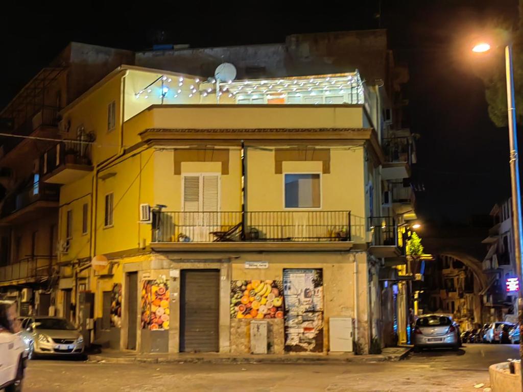 Budova, v ktorej sa apartmán nachádza