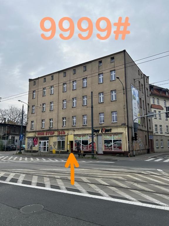 Yellow Hostel