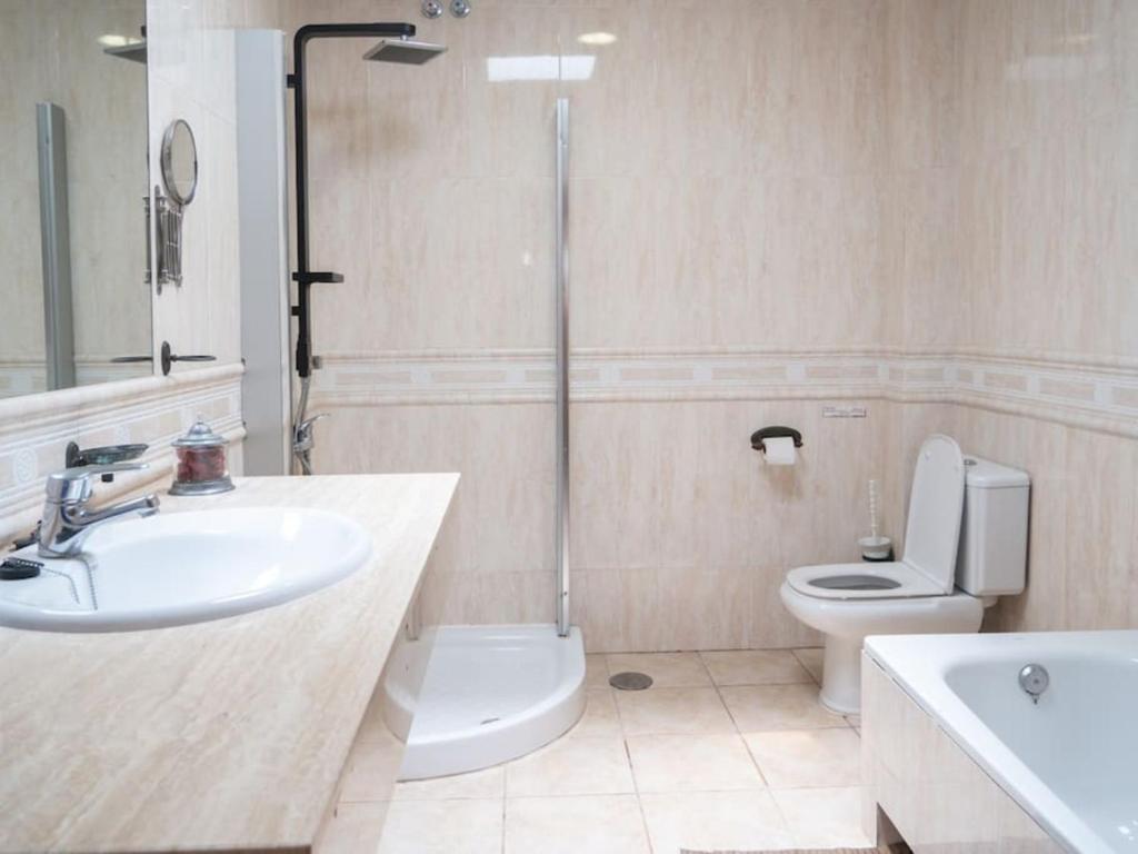 A bathroom at Holiday Villa Vergel with Huge Private Pool, Jacuzzi, Sauna & BBQ by Amazzzing Travel