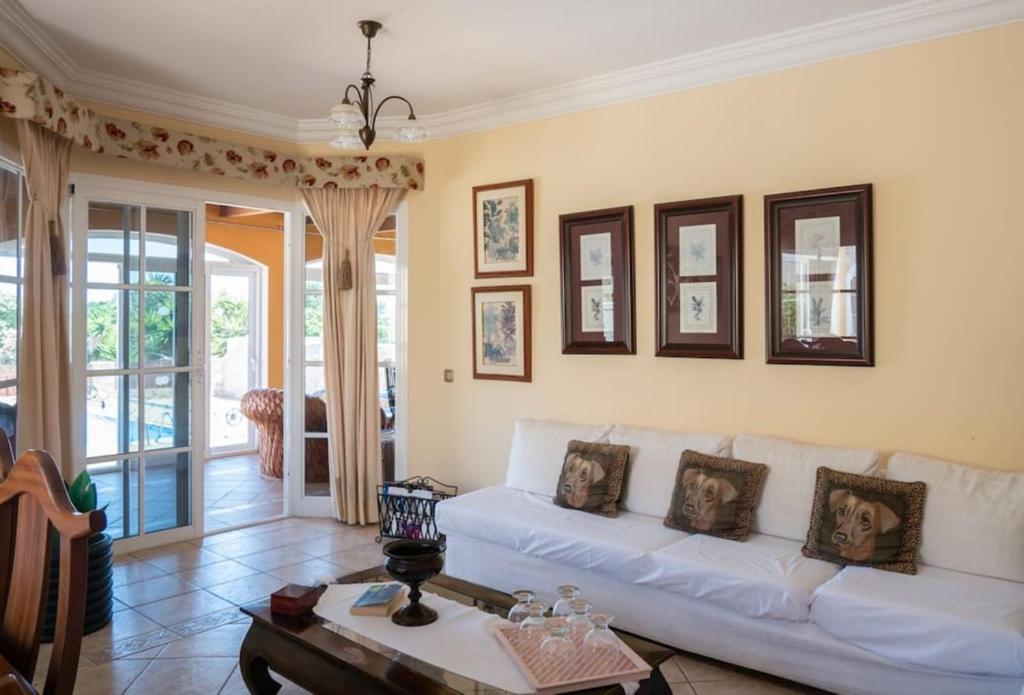 A bed or beds in a room at Holiday Villa Vergel with Huge Private Pool, Jacuzzi, Sauna & BBQ by Amazzzing Travel