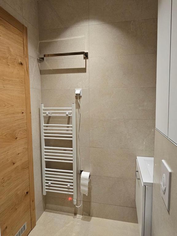 Koupelna v ubytování Apart Hotel Zlatni Javor, Apartment 410