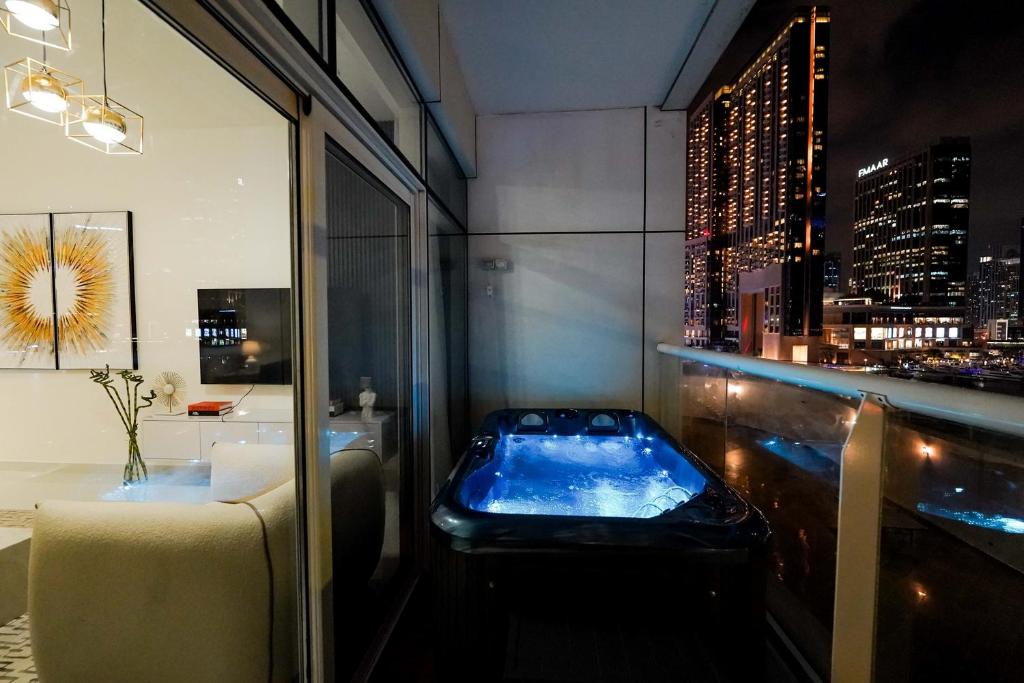 Luxury Stay Private Jacuzzi Dubai Marina, Dubai (updated prices 2024)