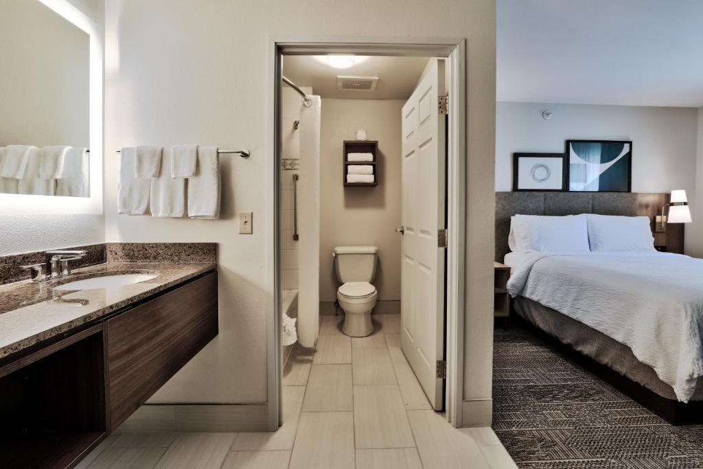 Staybridge Suites - Albuquerque Airport, an IHG Hotel - Queen Suite