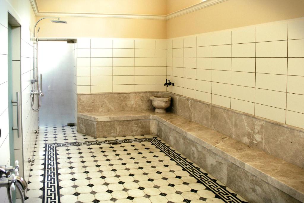 Koupelna v ubytování İsa Begov Hamam Hotel