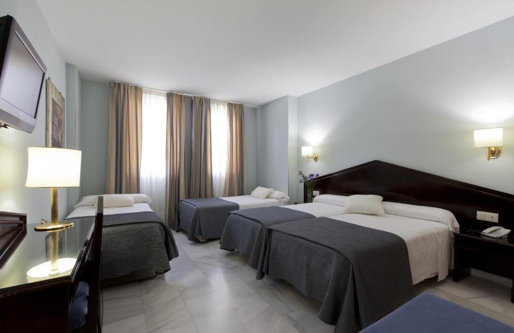 
Standard Family Room
