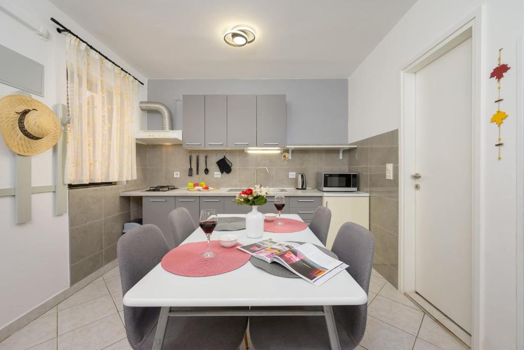 Apartments Silvana 74 - Apartamento De 2 Quartos Com Pátio (4 Adultos)