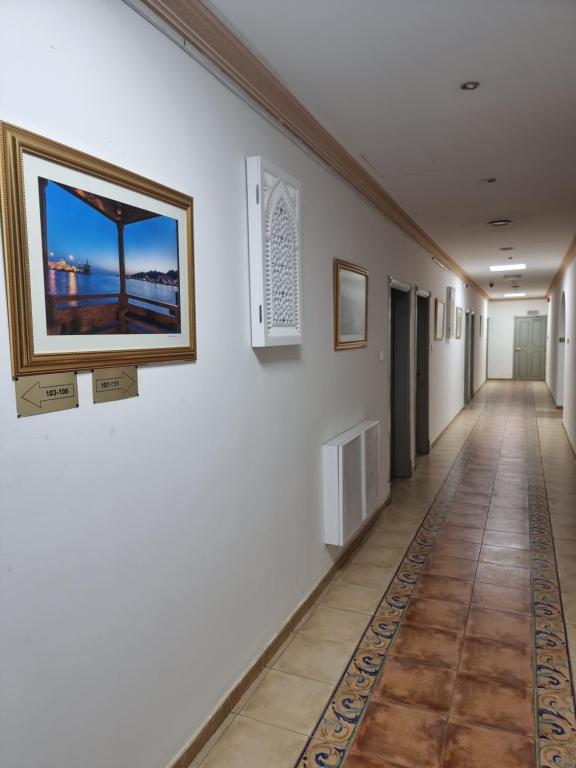 Fotografie z fotogalerie ubytování Marhabaa hotel Al Amarat v destinaci Sayḩ adh Dhabi