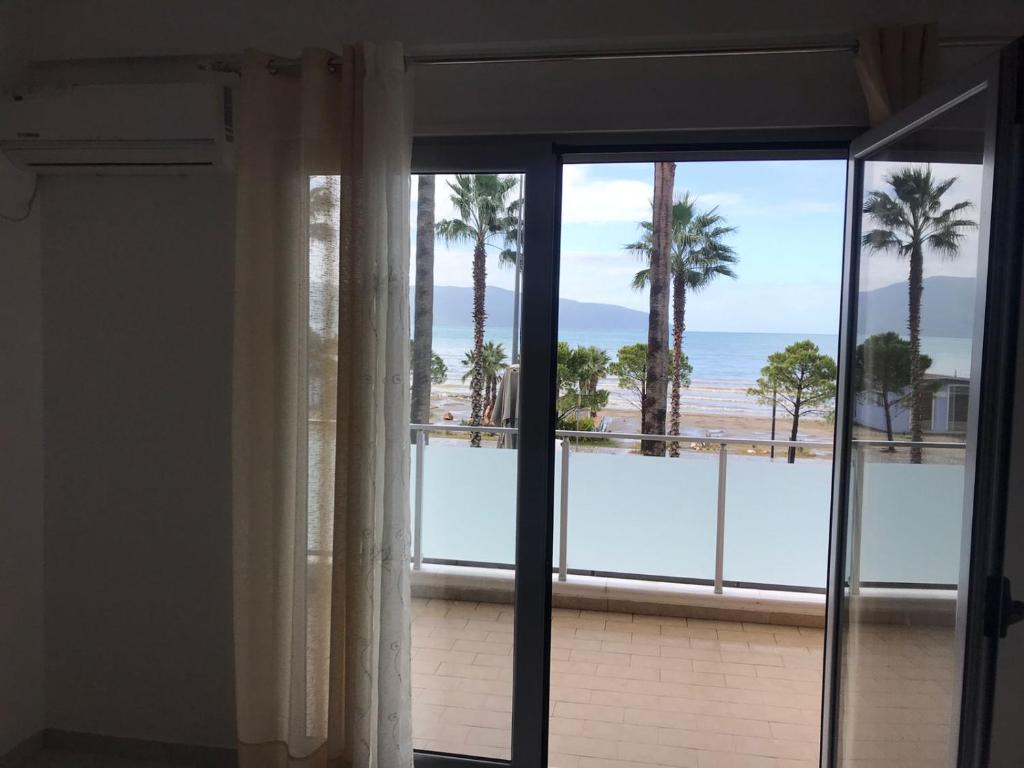 Sea Front Apartment Beach House - Imazhi 8