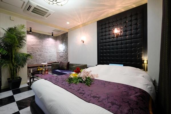 Postel nebo postele na pokoji v ubytování 艶横浜町田店 adult only