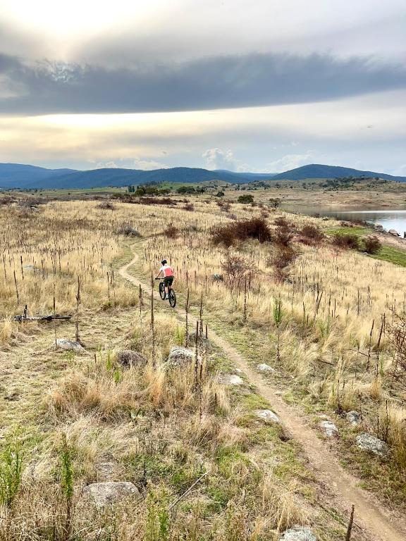 Fotografie z fotogalerie ubytování Jindabyne - Kia Ora Cabin Farmstay v destinaci Moonbah