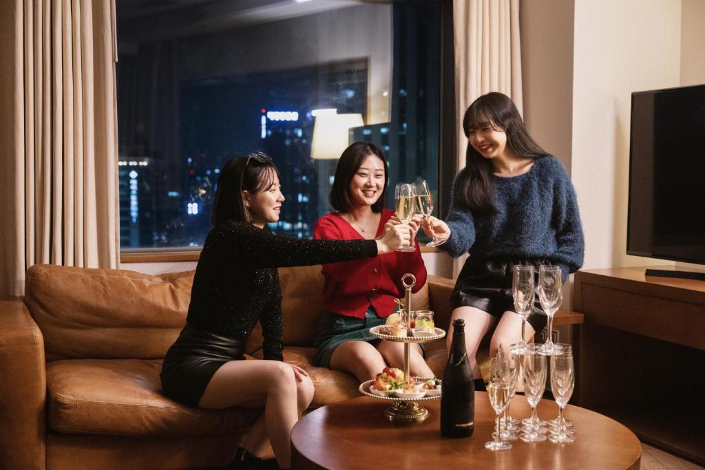 Four Points by Sheraton Seoul, Guro - Corner Suite, Suite, 1 King, City View
