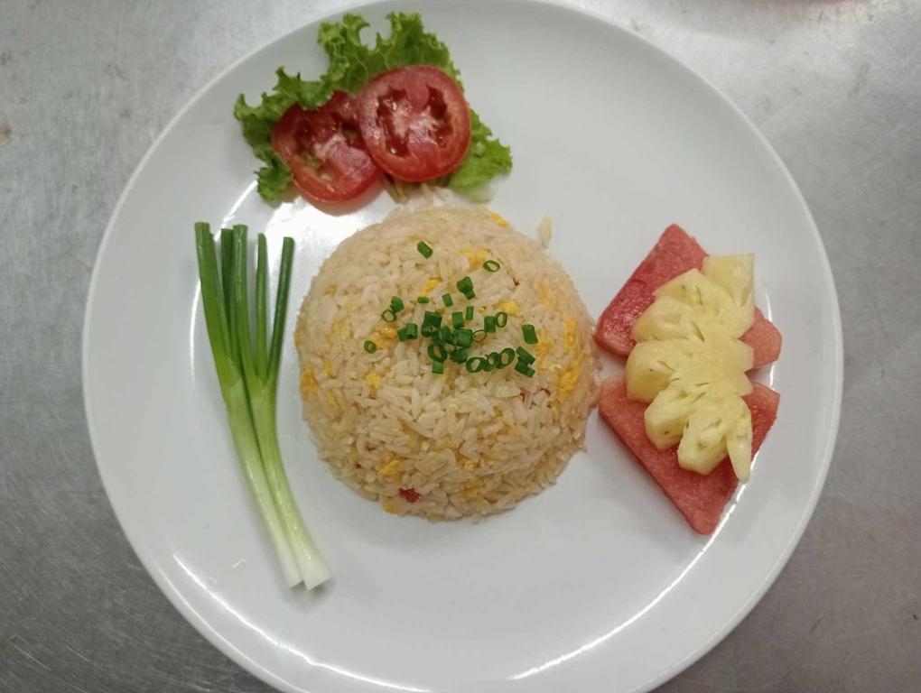 Jídlo v hotelu nebo okolí