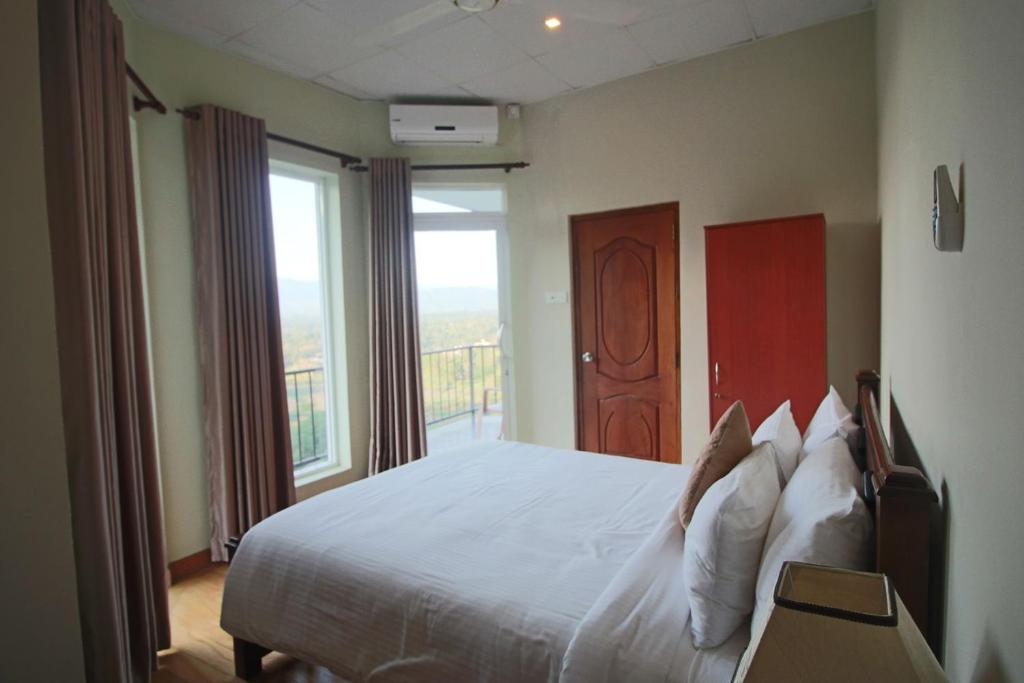 Villa Arunalu Kandy - 16