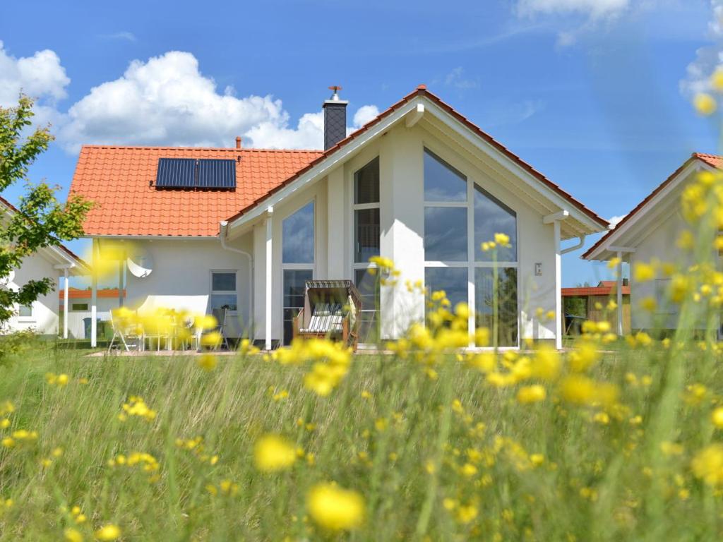 Κήπος έξω από το Villa Kranich