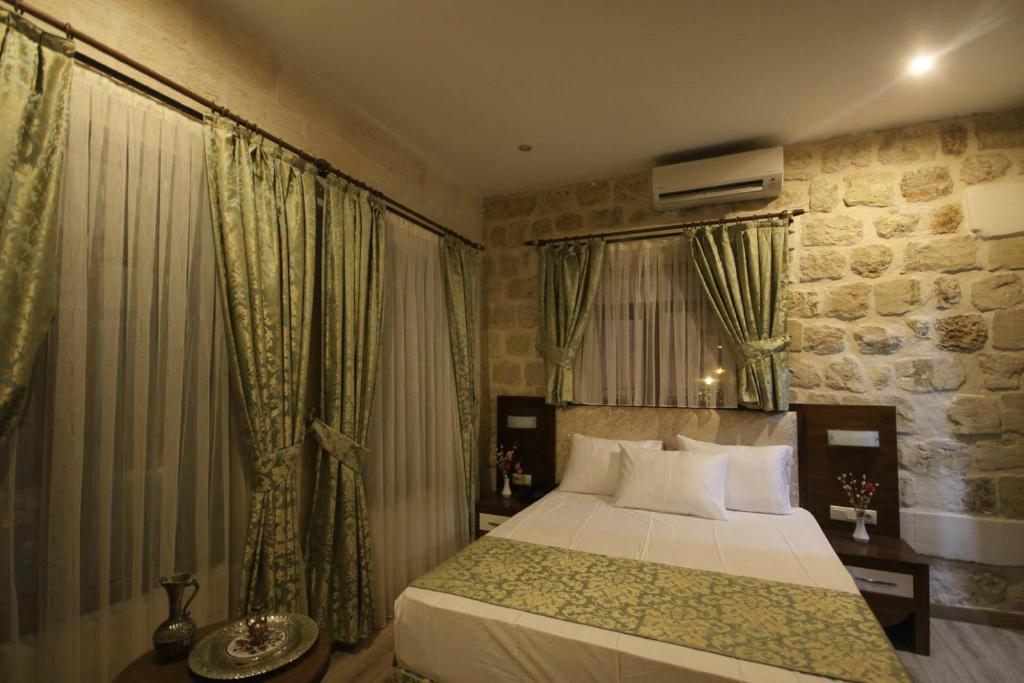 Tuğhan Hotel - Deluxe Double Room With Castle View