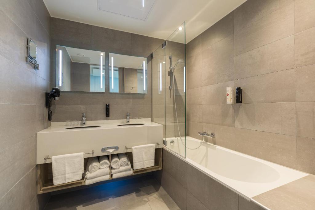 Ramada The Hague Scheveningen - Resim 41