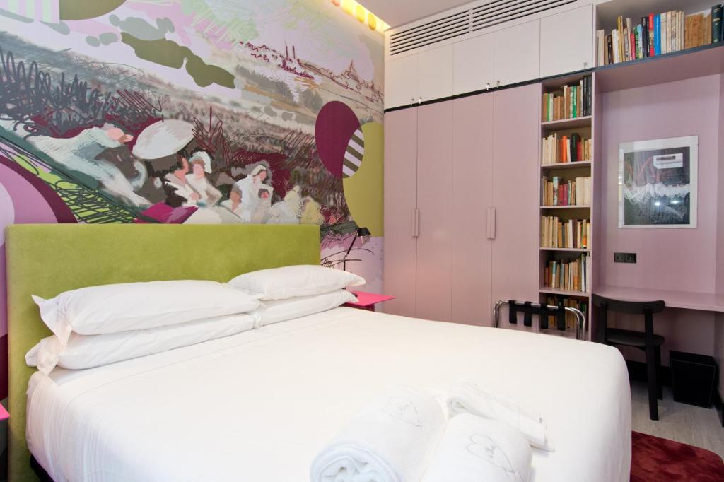 Cama o camas de una habitación en Amor de Dios 17 Boutique Apartments