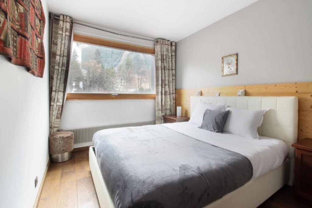 L'Outa - Center of Chamonix - Mont-Blanc view - Three-Bedroom Apartment