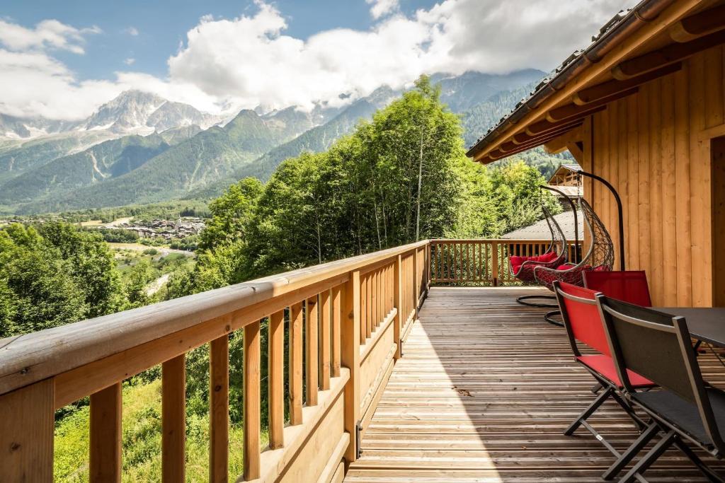 Balkón alebo terasa v ubytovaní Delys - Renovated - Beside Park - Climbing wall - Hikes - Mont-Blanc views