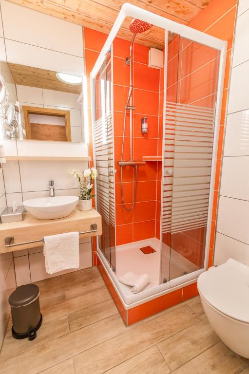 Koupelna v ubytování Albtalblick Ihr Wellness- & Wanderhotel