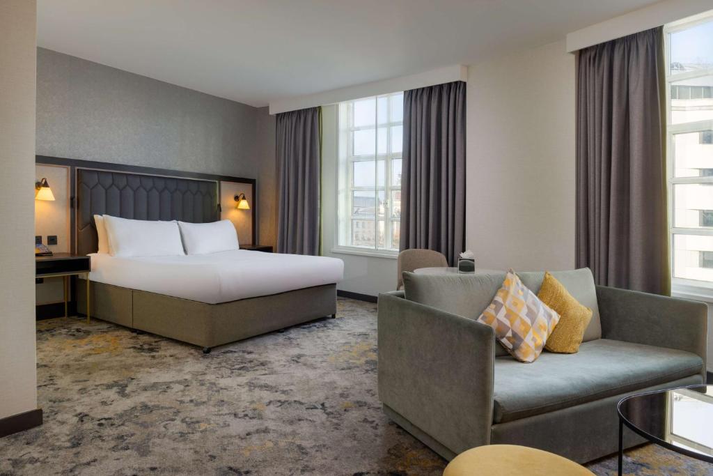 Hilton Cardiff - 