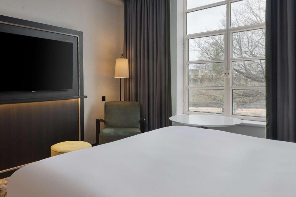 Hilton Cardiff - 