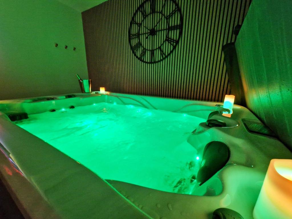 ZEN SPA-4 Pers-Jacuzzi-Parking-Clim-Colmar – photo 10