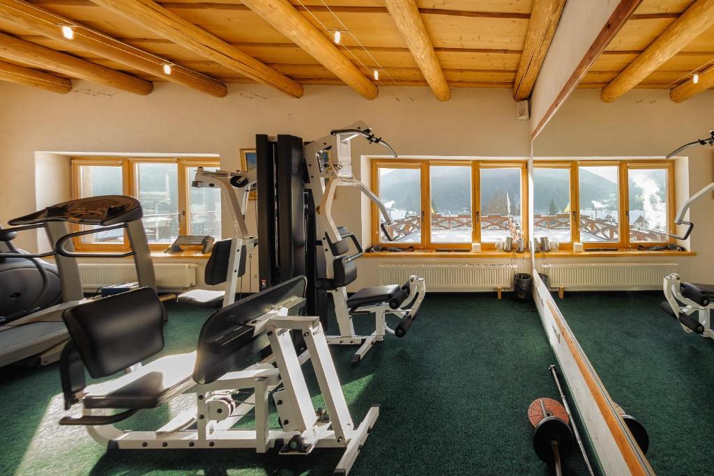 Fitness centrum a/nebo fitness zařízení v ubytování Korunka