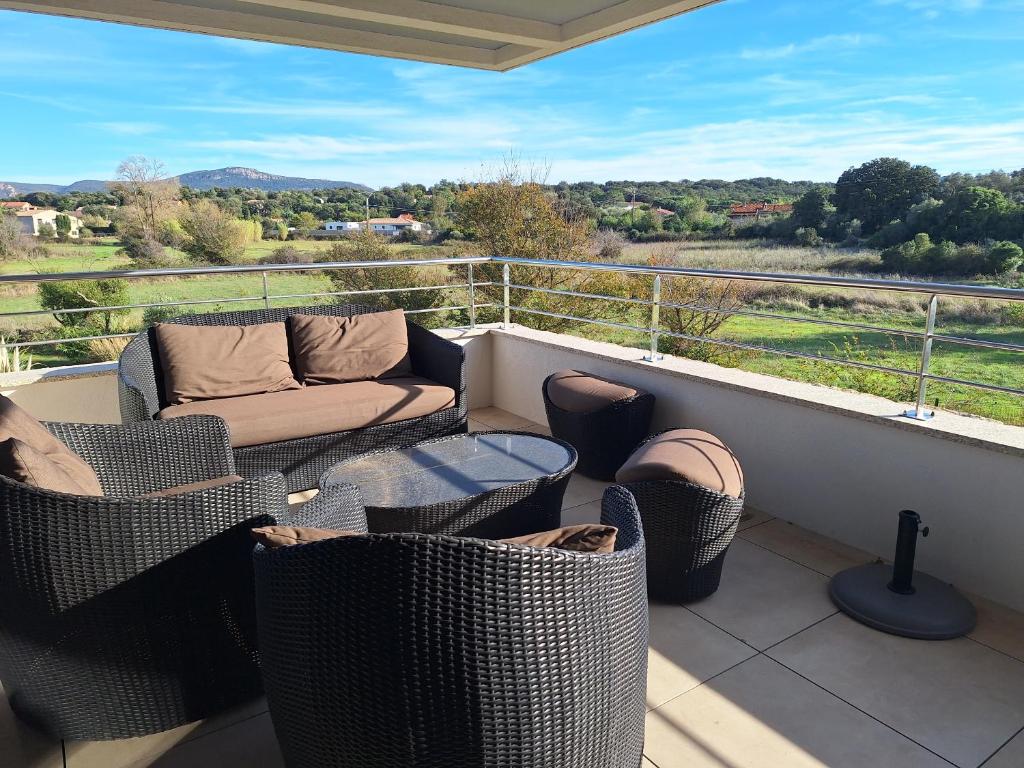 Photo de la galerie de l'établissement Domaine d'Arca - Flaubert 10 - 4 pers - 2 chambres, à Porto-Vecchio