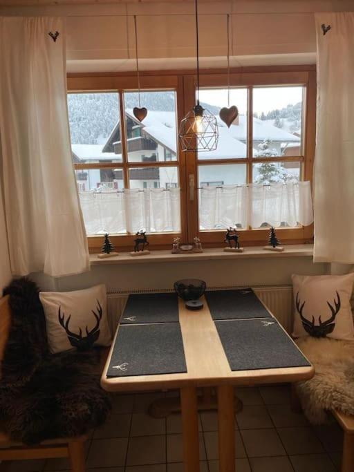 Fotografie z fotogalerie ubytování Ferienwohnung Ambiente v destinaci Obermaiselstein
