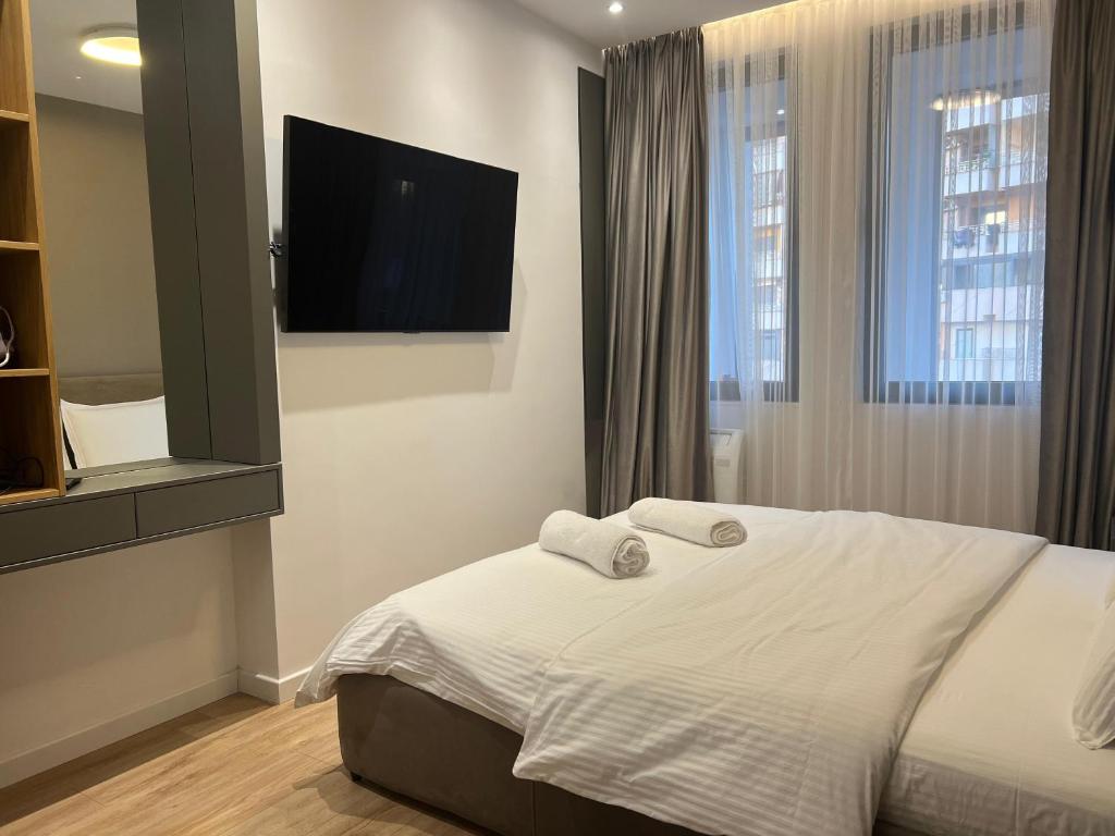 Hera Tirana Suite Deluxe - Imazhi 2